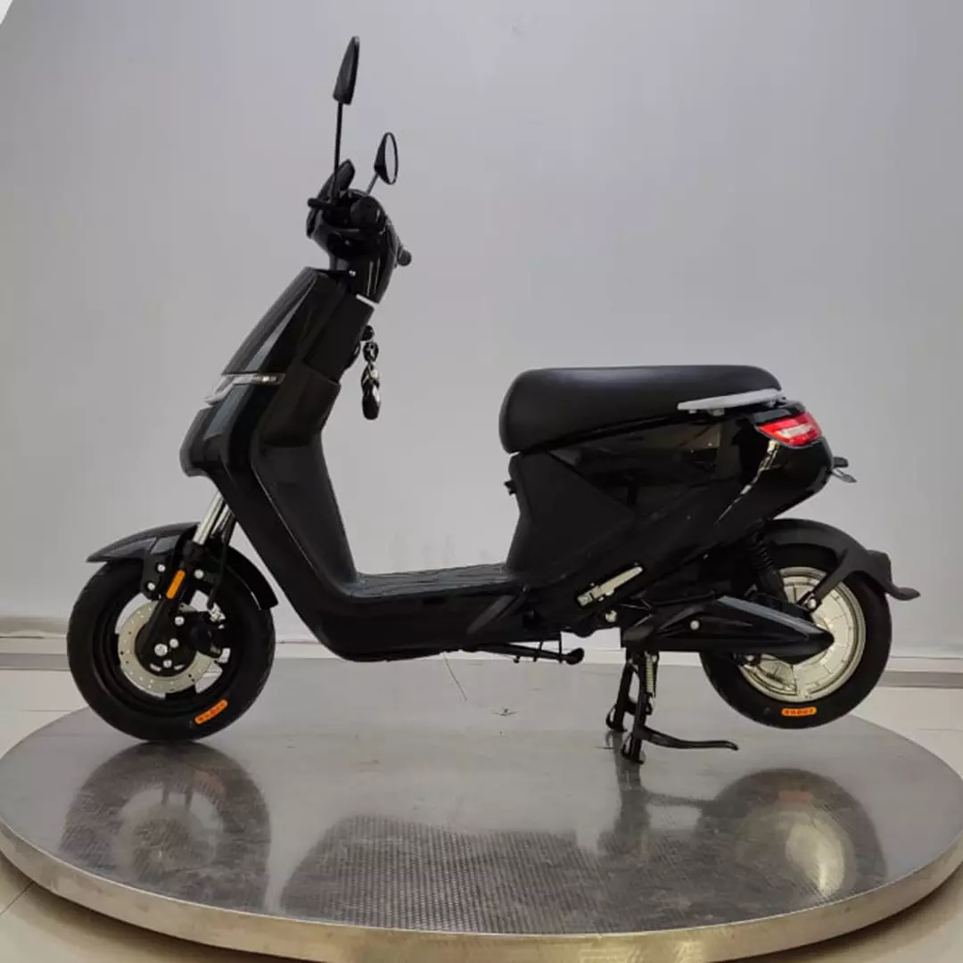 Scooter électrique Mot’Aratra N1